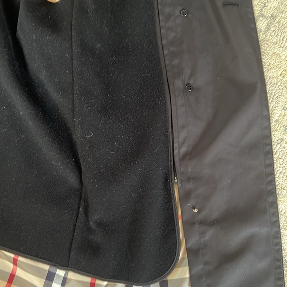 Burberry Coat - Picture 11 of 16